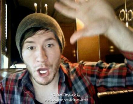 owlcity中文站:#owl city#【o】adam换了头像然后我也