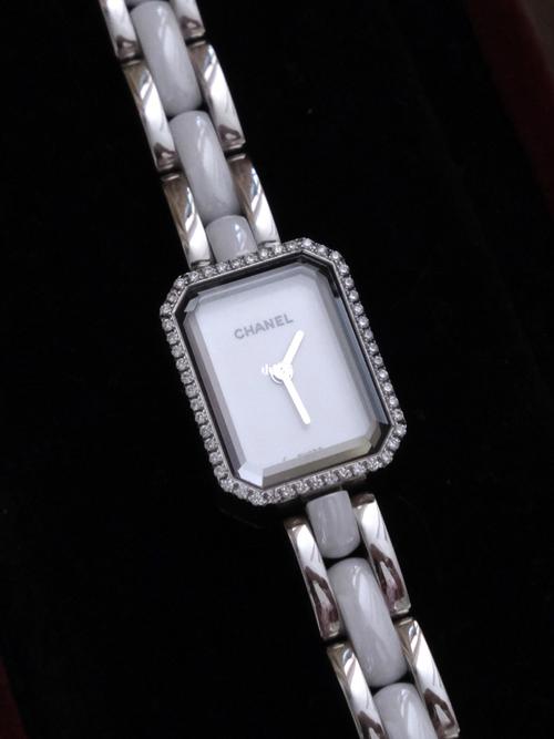 chanel premiere白陶瓷|香奈儿手表的白月光_白月光_香奈儿怎么样
