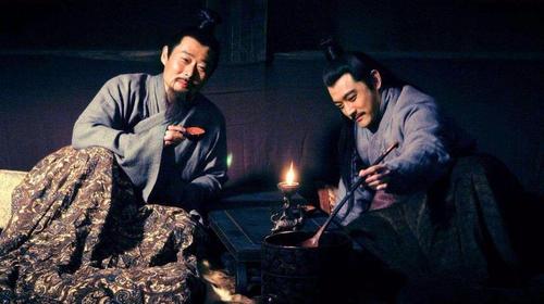 力主孙刘联盟制衡曹操