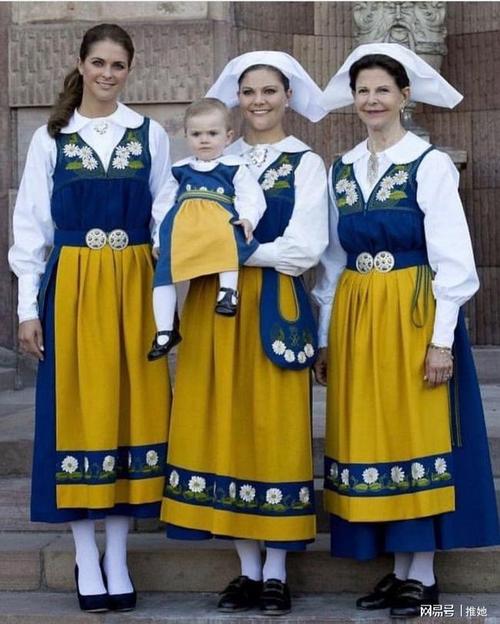 瑞典王室妇女穿着的蓝黄相间的民族服装,灵感来源于斯堪的纳维亚的一