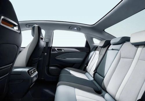 广汽埃安aionsplus内饰曝光改用悬浮中控屏双联屏不香吗