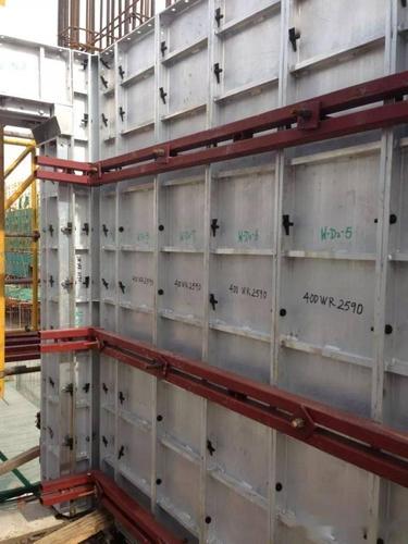 铝模板的安装与拆除,来施工现场看看!