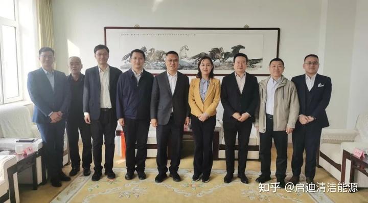 内蒙古自治区乌兰察布市委副书记 市长奇飞云会见启迪