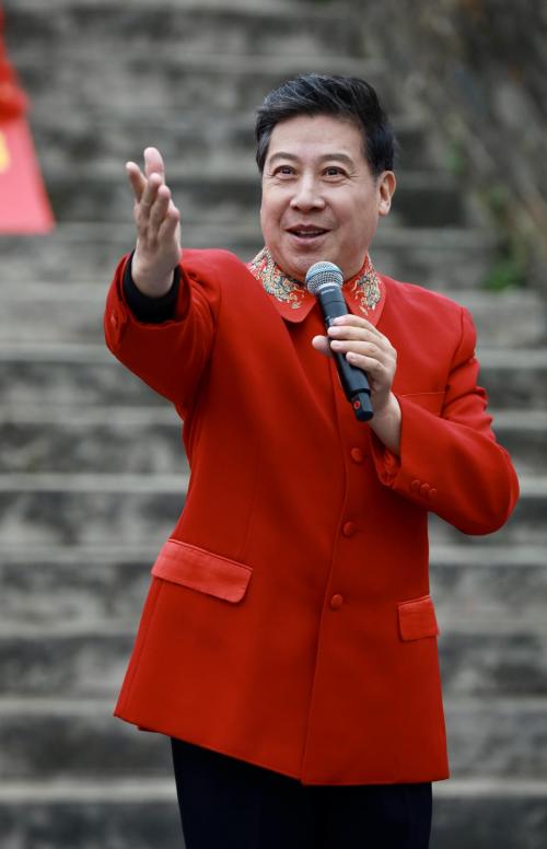 青年歌手李晓婵"最美中国"放歌长城音乐会圆满落幕