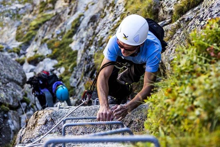 climb mountains and feel free