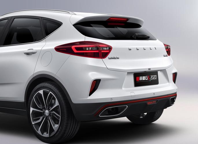 长安欧尚x5对比帝豪gs:年轻人的第一台suv怎么选?