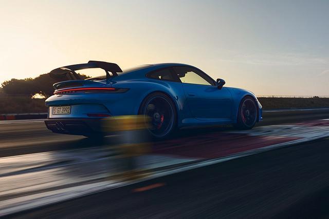 与全新保时捷911 gt3911 gt3一样独特的,还有保时捷design为高性能