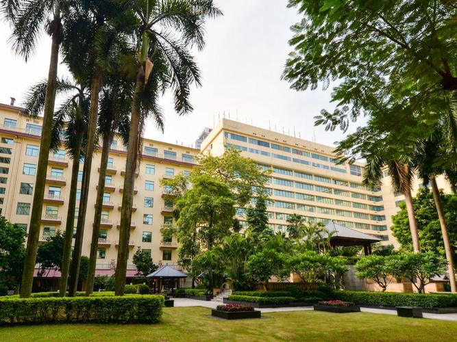 评论 东方宾馆 (dong fang hotel)