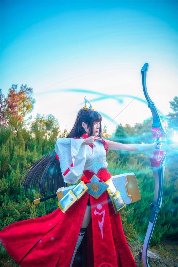 伽罗花见女巫cos少女集