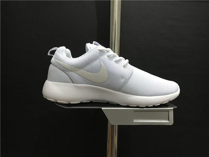 真标844994-100 全白 伦敦奥运 nike rosherun 2016新款 厚网面 男女