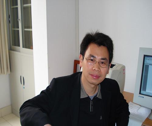 男, 1972年出生,博士后,湖南商学院会计学院副院长,教授,硕士研究生