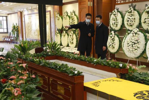 北京八宝山殡仪馆葬礼策划师靳中学.