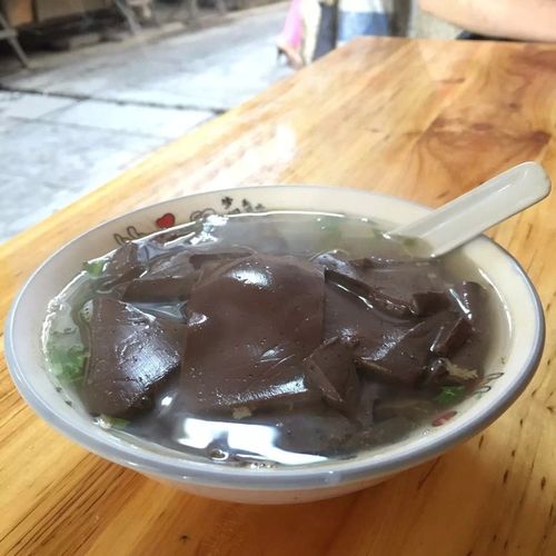 缙云县金亮大叔的牛血汤让人流口水 来看看有啥秘方