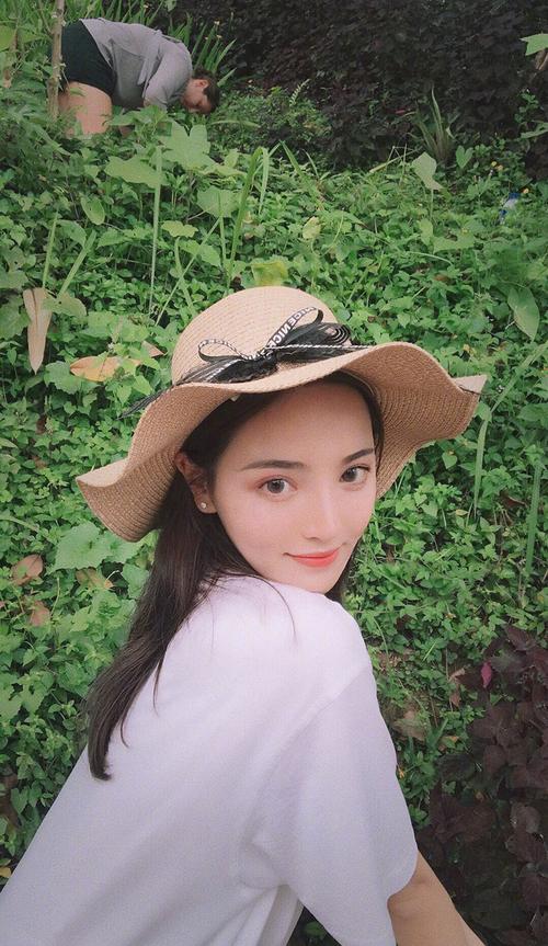 北京外国语大学女神校花郭洁