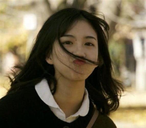 自信女生头像你自信的样子就像是太阳一样耀眼