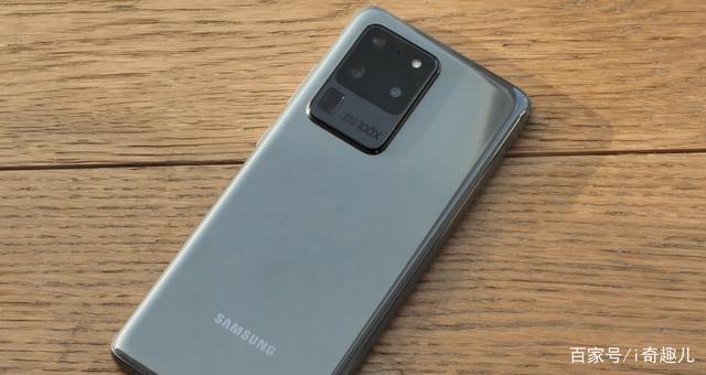 三星折叠手机也存在这样的问题,三星galaxy z flip搭载骁龙855 plus