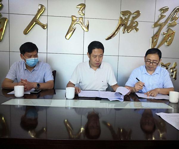 海口市应急管理局局长王晓龙带队赴大坡镇东昌居调研指导脱贫攻坚工作