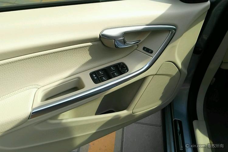 沃尔沃 s60 2011款 2.0t 自动 t5舒适版