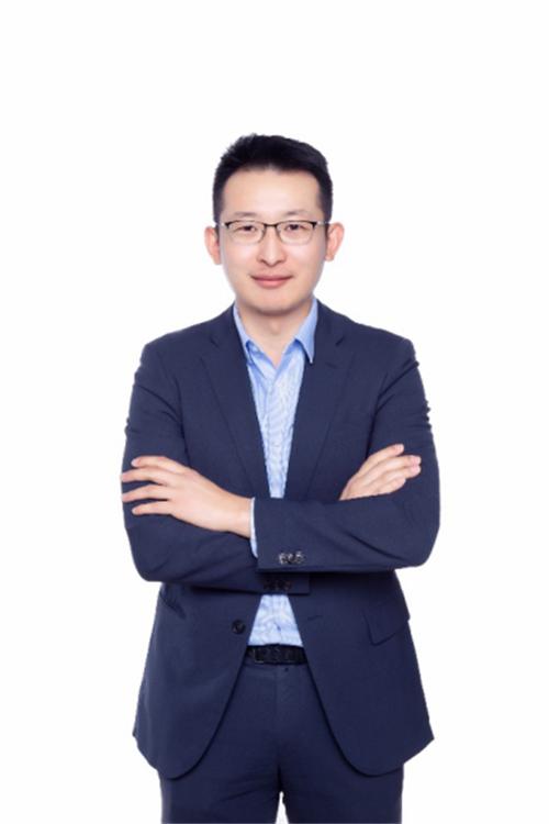 李杰,小数点联合创始人,ceo,北京大学光华管理学院经济管理学硕士.