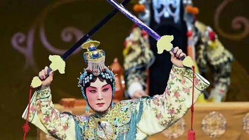 那虞姬岂止是天上的星辰——评张火丁《霸王别姬》