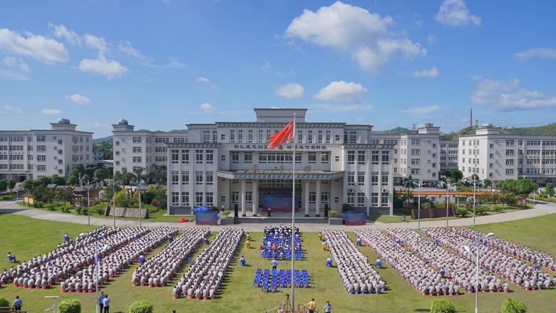 广西监狱刑释人员典型事例巡回励志演讲 暨监狱开放日活动在梧州监狱