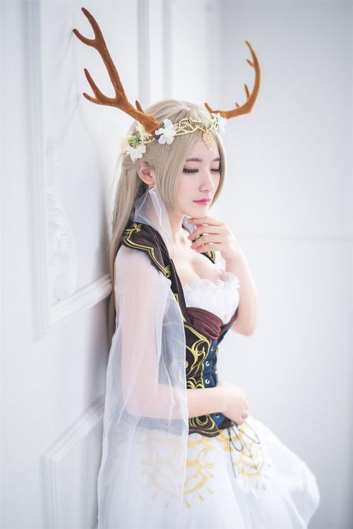 奇迹暖暖 精灵鹿后 cosplay | 半次元-第一中文cos