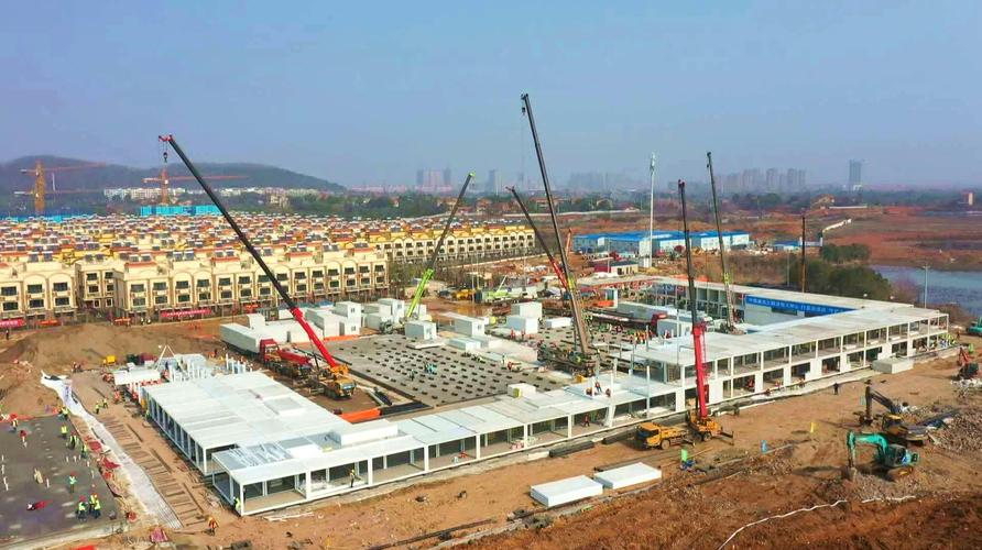 可容纳1000人火神山医院雏形已显现,目前完成300套板房骨架安装