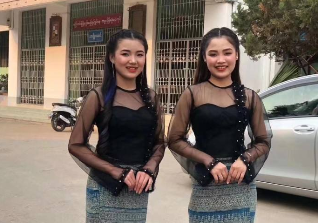 缅甸美女都很"养眼",但却不要"盯着"看,网友:小心回不