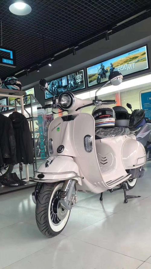 古思特复古踏板车gst125t5d