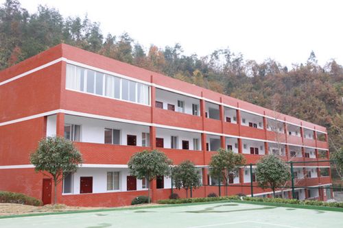 十堰东风国际学校