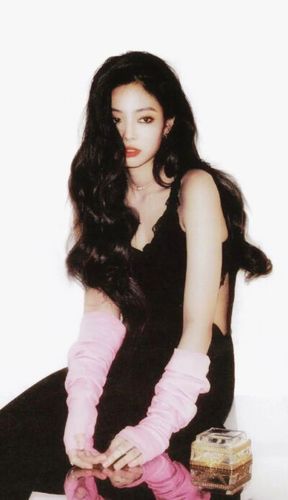 收集   点赞  评论  black pink jennie 0 0 大猪呀  发布到  珍妮