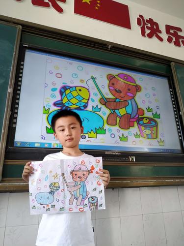 三一班儿童画社团活动剪影