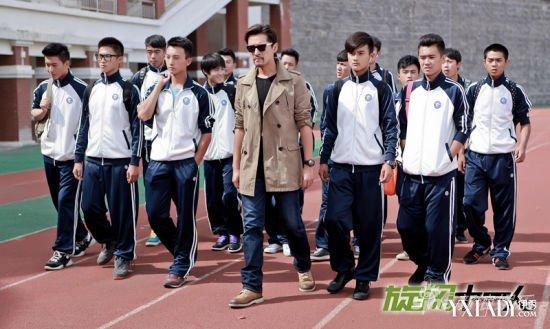 《旋风十一人》杀青 胡歌变啦啦队员