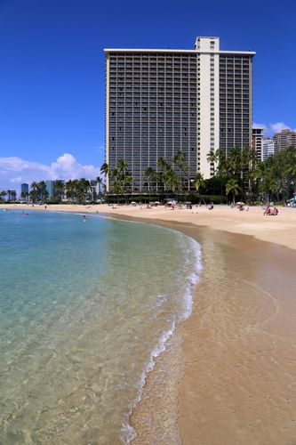 美国夏威夷瓦胡岛威基基海滩夏威夷人希尔顿度假村景观好美哈雷卡纳