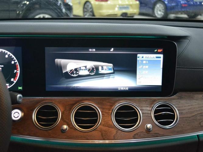 【西安】2016年9月 奔驰 e级 e300l 3.0 运动豪华型 黑色 自动档