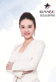 给学员个人整体形象定位,指导学员的提升和包装;建立学员高端纹绣师