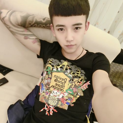 快手红人赵中阁同款男装t恤夏季新款社会人短袖上衣t恤修身青年潮