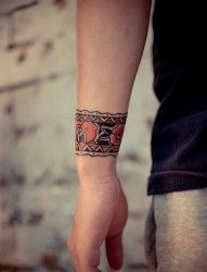 小清新蕾丝手腕纹身图案