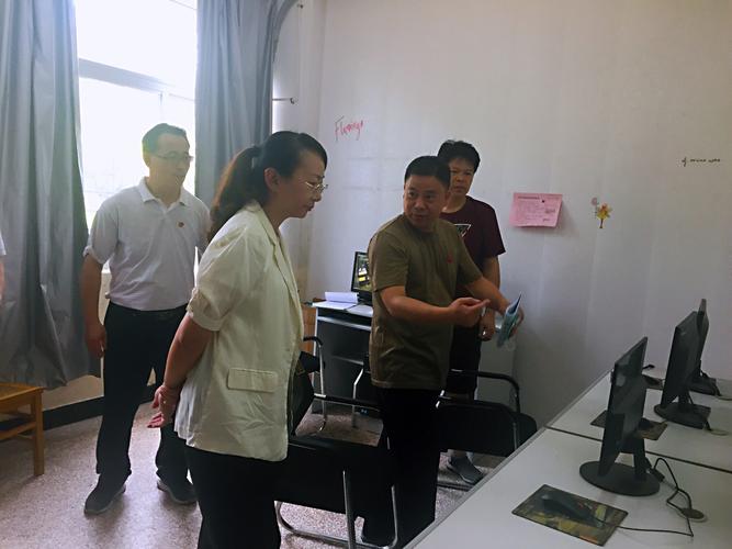 福清市副市长潘俏黎视察福清东张中学中考考点