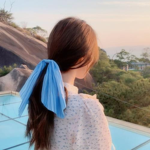 女生头像丨by拟黎