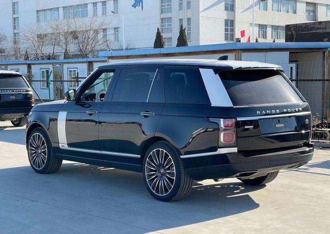 2020款路虎揽胜行政版现车热销优惠多