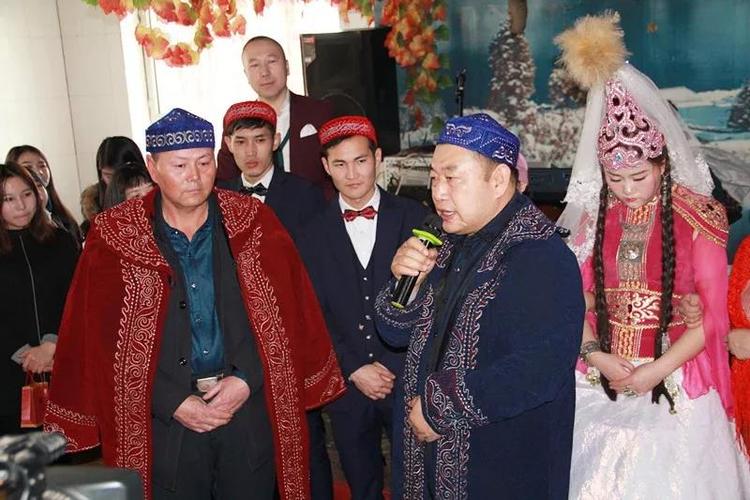 汉人和北疆哈萨克族婚配,汉族和哈萨克族能在一起吗?