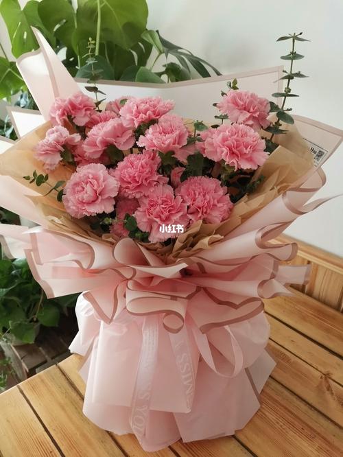 康乃馨花束_花束_康乃馨_家居家装_家居装饰