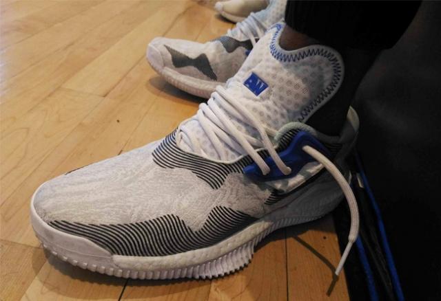 adidas crazylight boost 2016 威金斯专属配色亮相