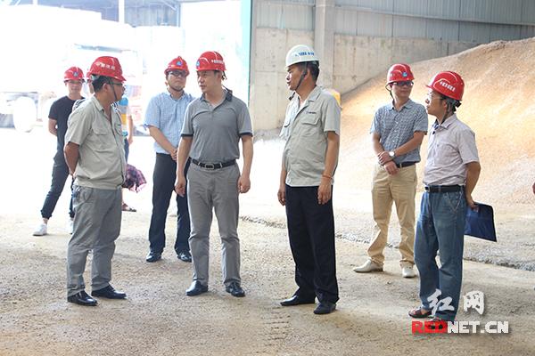 曾卫国督查西部建设湖南公司大托站安全生产工作