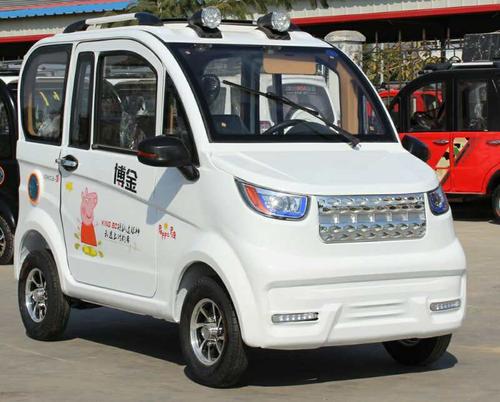 篷车大牌来了,金博电动车南京展盛装亮相!