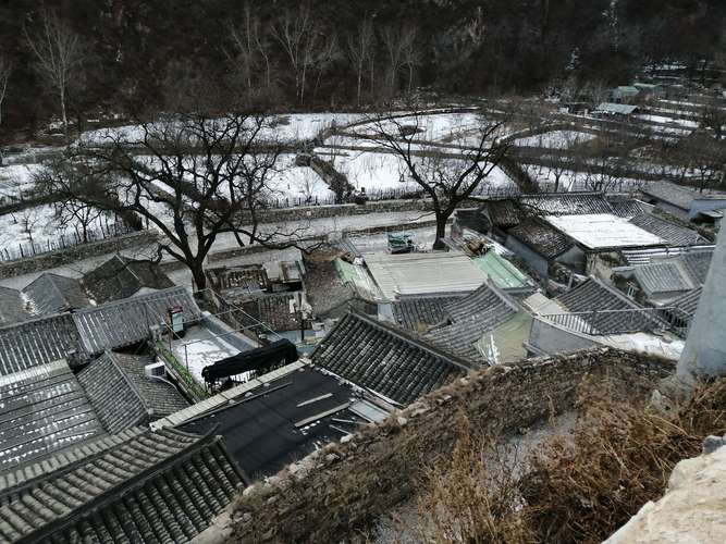 爨底下村