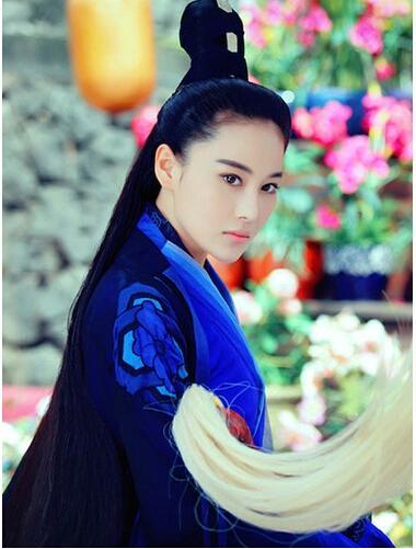 张馨予成最美李莫愁 美艳发型大回看