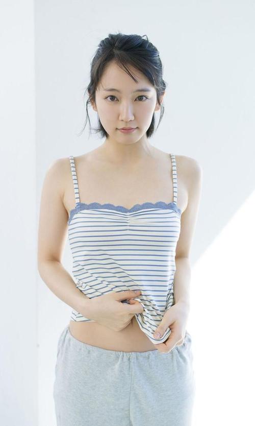 吉冈里帆,清纯动人性感火辣,真是天使与魔鬼的结合|性感女神|美女明星