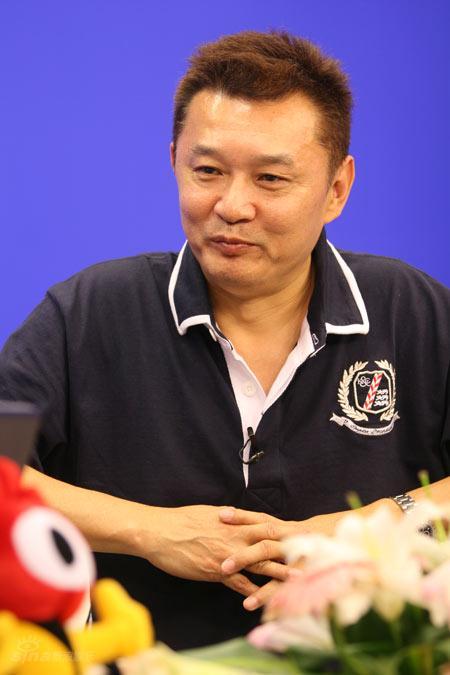 图文程小东畅聊开幕式笑容浮现